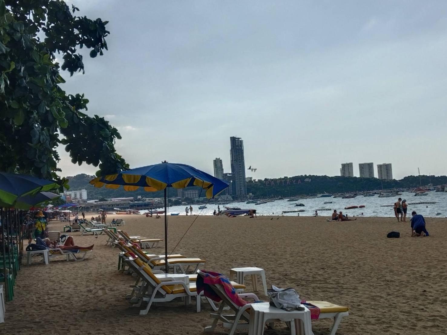 The One Hotel Pattaya Exterior foto
